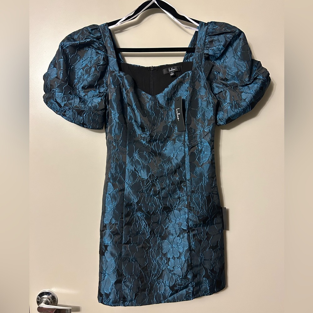 NWT Lulu’s Beyond Amazing Puff Sleeve Dress size S